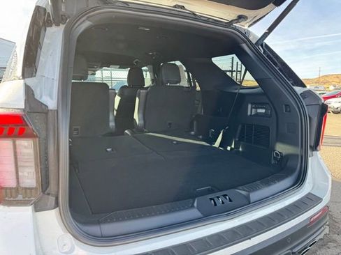 New 2026 Ford Explorer ST image 20