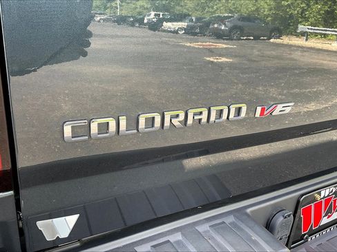 Used 2020 Chevrolet Colorado Z71 AWD/4WD image 25