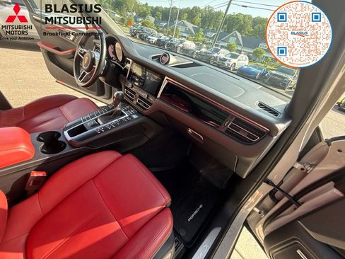 Used 2021 Porsche Macan S AWD/4WD image 59