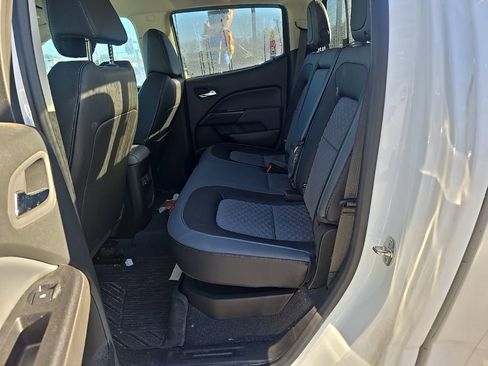 Used 2022 Chevrolet Colorado Z71 image 9