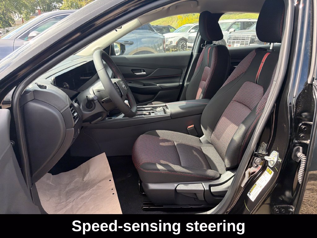 Used 2027 Nissan Sentra SR w/ Floor Mat Package FWD image 11