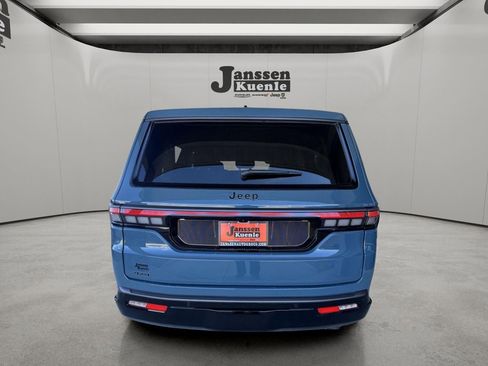 New 2026 Jeep Grand Wagoneer L Limited AWD/4WD image 2