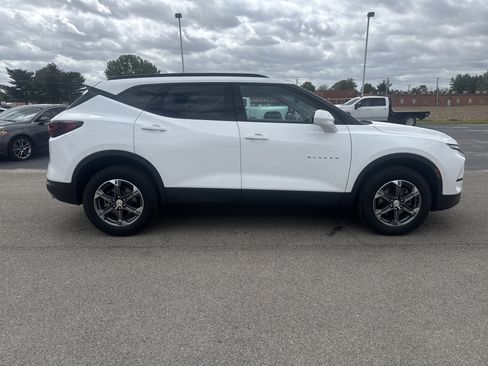 Used 2024 Chevrolet Blazer LT w/ Convenience Package image 6