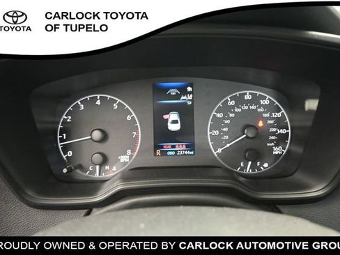 Used 2025 Toyota Corolla LE FWD image 18