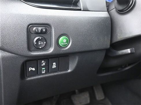 Used 2022 Honda Pilot Touring image 19