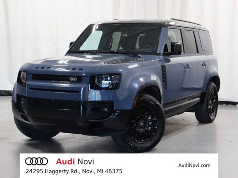 Used 2024 Land Rover Defender 110 X-Dynamic SE AWD/4WD image 1