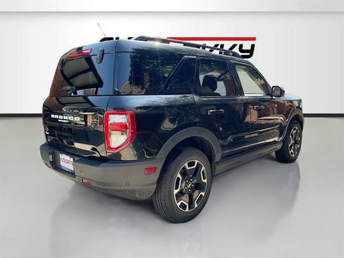 Used 2023 Ford Bronco Sport Outer Banks w/ Tech Package image 7