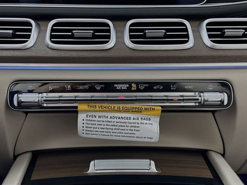 New 2026 Mercedes-Benz GLS 450 4MATIC image 16