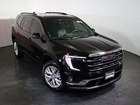 Used 2024 GMC Acadia Elevation image 7