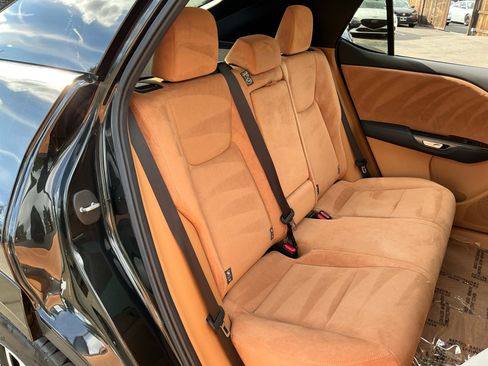 Used 2023 Lexus RZ 450e Premium image 28