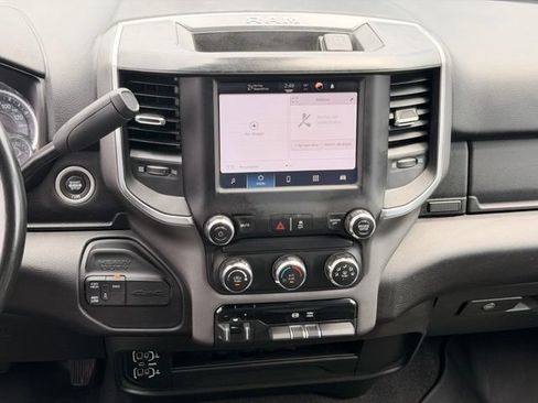 Used 2024 RAM 3500 Big Horn AWD/4WD image 15