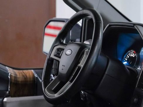 Used 2019 Ford F150 Lariat image 14