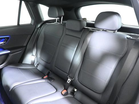 Used 2026 Mercedes-Benz GLC 300 4MATIC image 4