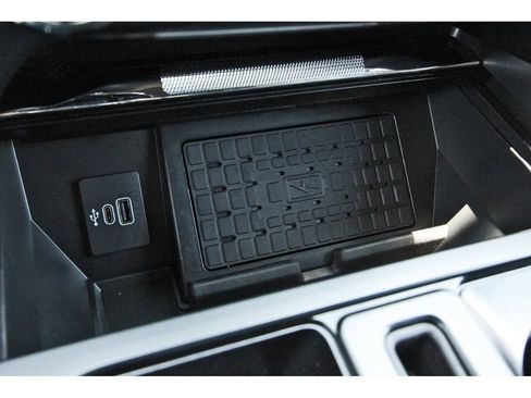 Used 2025 Ford F150 Raptor w/ Equipment Group 803A Raptor R AWD/4WD image 27