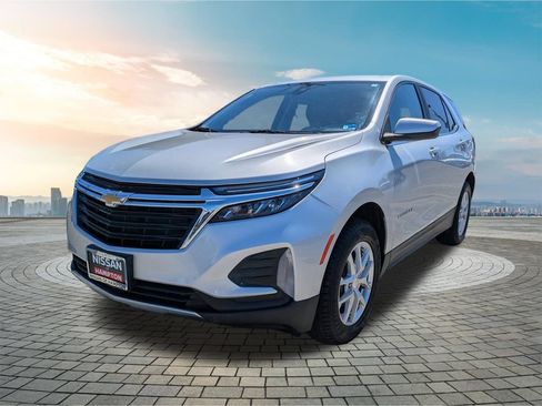 Used 2022 Chevrolet Equinox LT AWD/4WD image 9