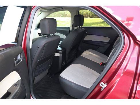 Used 2017 Chevrolet Equinox LT w/ Convenience Package AWD/4WD image 6