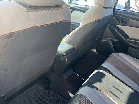 Used 2018 Subaru Crosstrek 2.0i Premium image 17