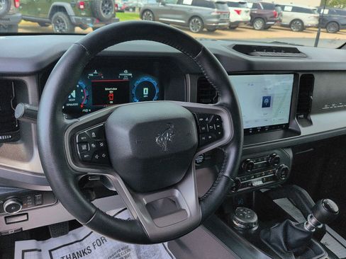 Certified 2025 Ford Bronco Badlands w/ Sasquatch Package AWD/4WD image 12