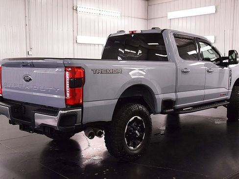 Used 2025 Ford F250 Lariat w/ Lariat Ultimate Package AWD/4WD image 11