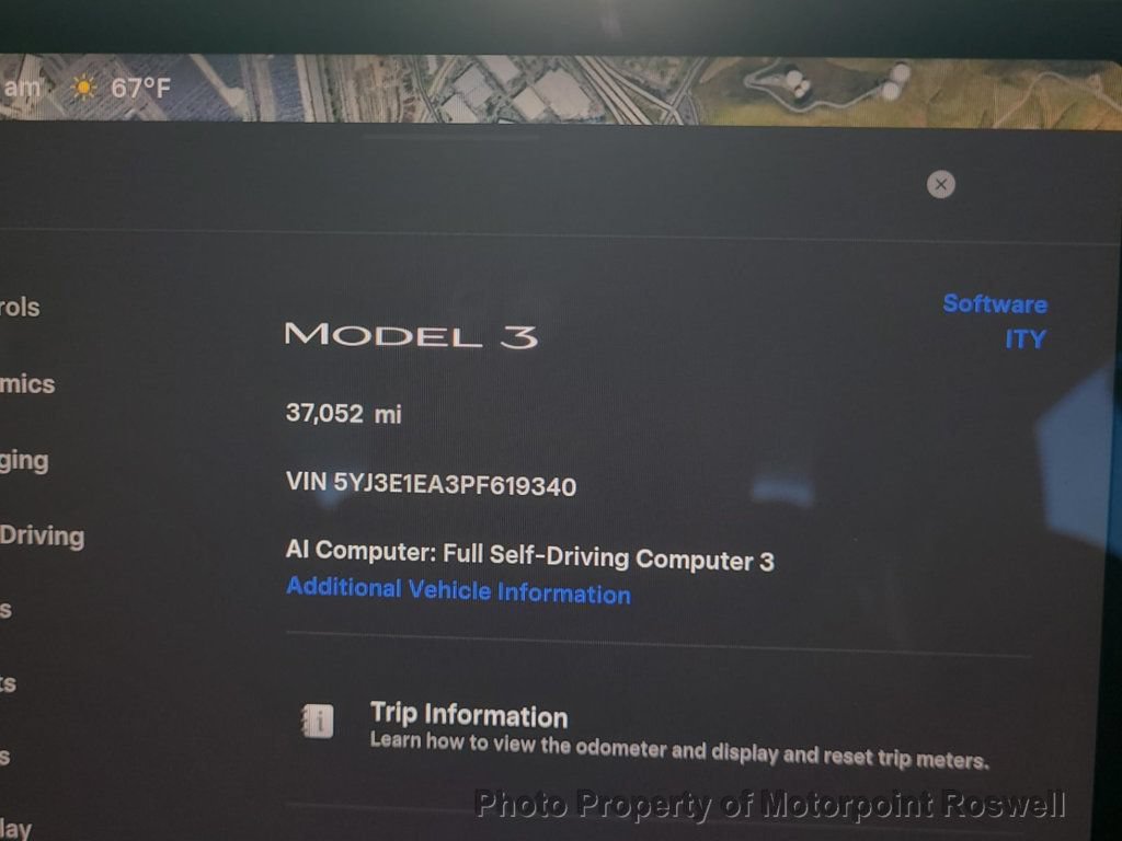 Used 2023 Tesla Model 3 Standard Range RWD image 3