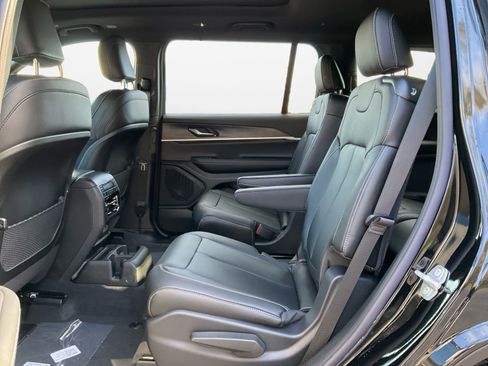 New 2025 Jeep Grand Cherokee L Limited w/ Trailer Tow Package image 13