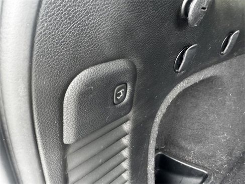Certified 2020 Jeep Grand Cherokee Overland image 18