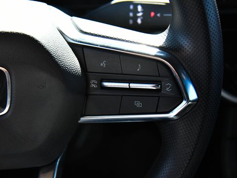 Used 2024 Honda Prologue EX image 33