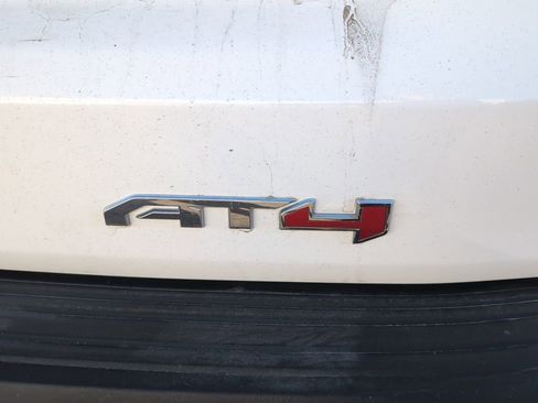 Used 2024 GMC Yukon XL AT4 w/ Technology Package image 26