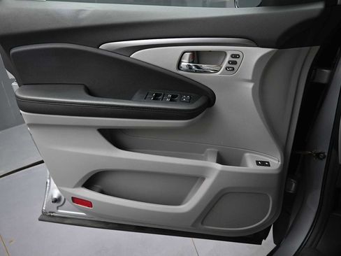 Used 2022 Honda Pilot EX-L image 11