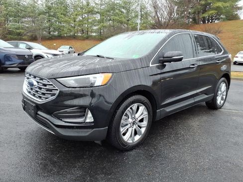 Used 2023 Ford Edge Titanium w/ Cargo Accessory Package image 12