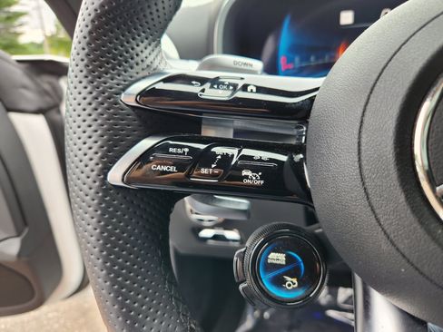Used 2022 Mercedes-Benz SL 55 AMG 4MATIC image 21