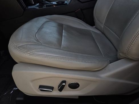 Used 2018 Ford Explorer Limited FWD image 14