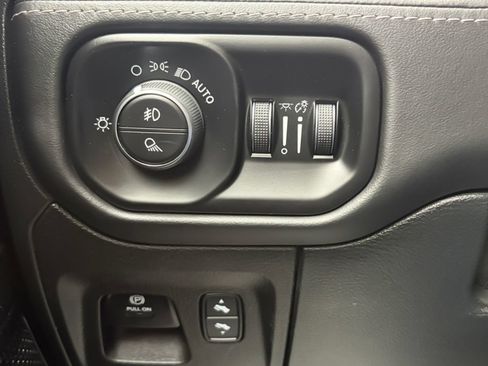 Used 2022 RAM 1500 Limited AWD/4WD image 26