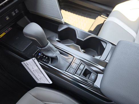 New 2026 Toyota Camry SE FWD image 22
