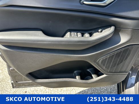 Used 2024 Jeep Grand Cherokee Altitude image 12