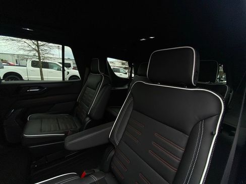 Used 2025 GMC Yukon AT4 Ultimate image 24