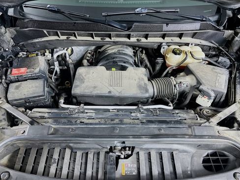 Used 2020 Chevrolet Silverado 1500 LTZ w/ LTZ Plus Package AWD/4WD image 28