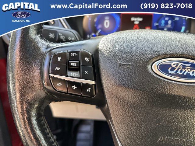 Certified 2020 Ford Escape Titanium FWD image 23