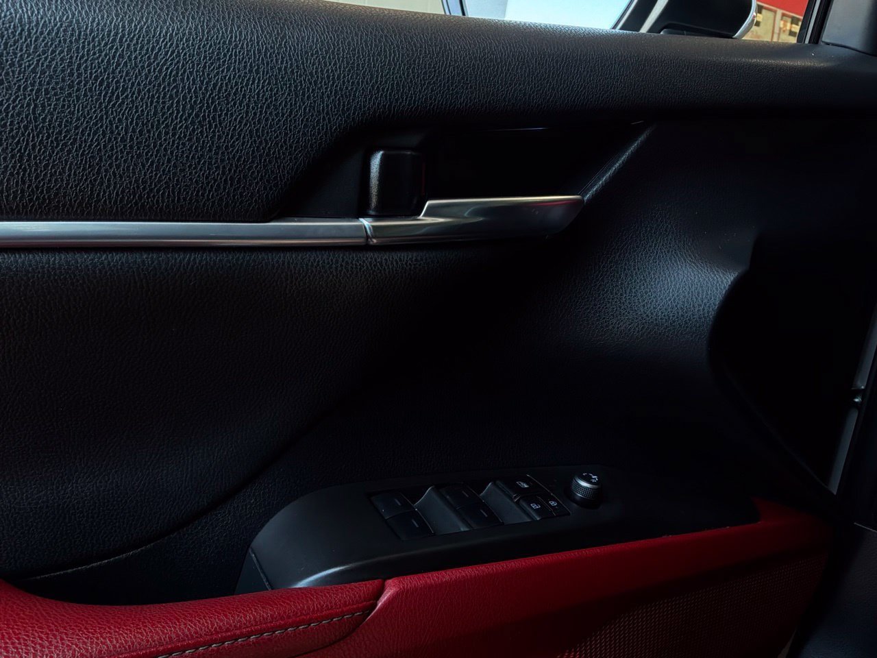 Used 2023 Toyota Camry XSE w/ Navigation Package FWD image 23
