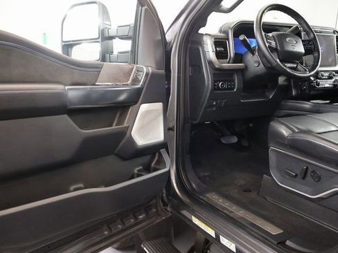 Used 2025 Ford F450 Platinum AWD/4WD image 8