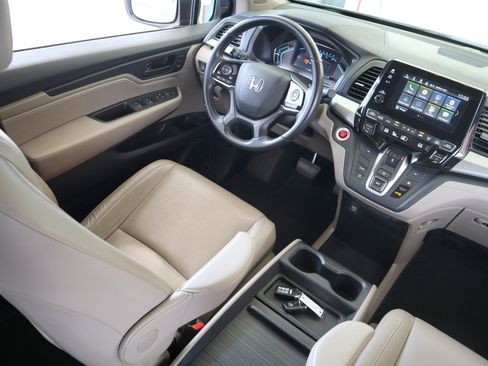 Used 2018 Honda Odyssey EX-L image 15