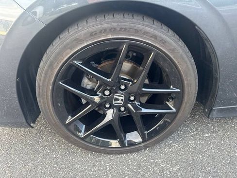 Used 2023 Honda Civic Sport image 11