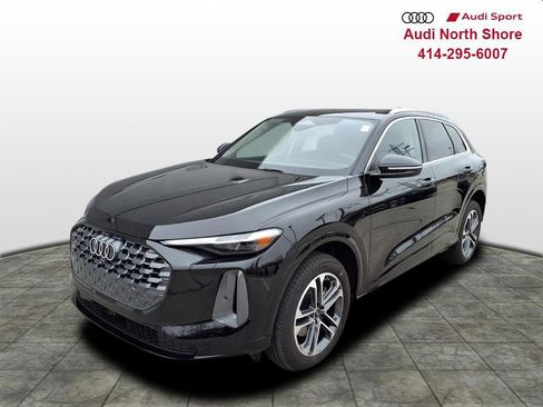 Used 2025 Audi Q5 Premium Plus w/ Premium Plus image 5