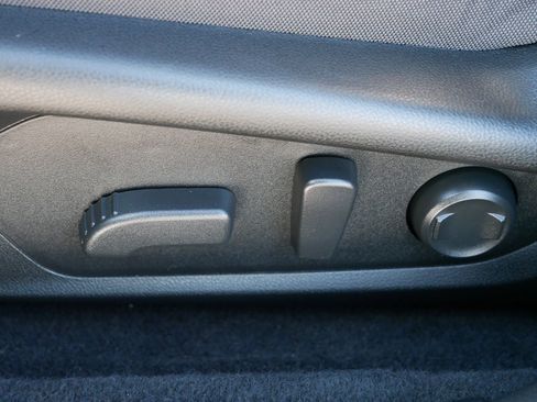 Used 2024 Subaru Crosstrek 2.0i Premium image 20