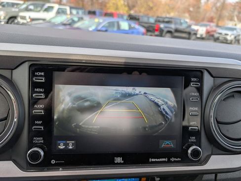 Certified 2020 Toyota Tacoma Limited image 25