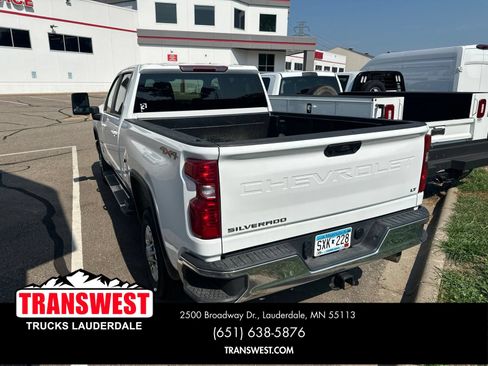 Used 2026 Chevrolet Silverado 2500 LT AWD/4WD image 3