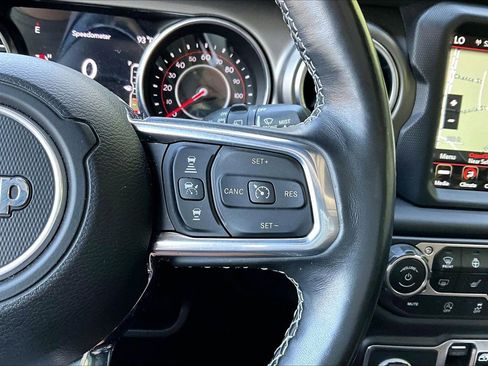 Used 2021 Jeep Wrangler Unlimited Rubicon AWD/4WD image 29
