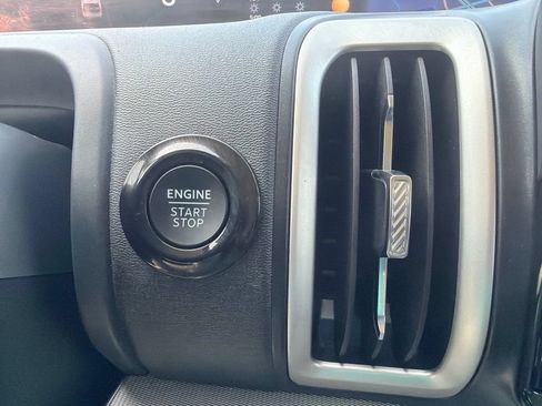 Used 2025 Ford Expedition Active AWD/4WD image 44