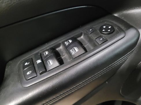 Used 2018 Jeep Grand Cherokee Limited w/ Luxury Group II AWD/4WD image 27