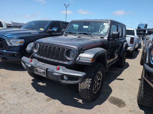 Used 2025 Jeep Wrangler Unlimited Rubicon AWD/4WD image 1
